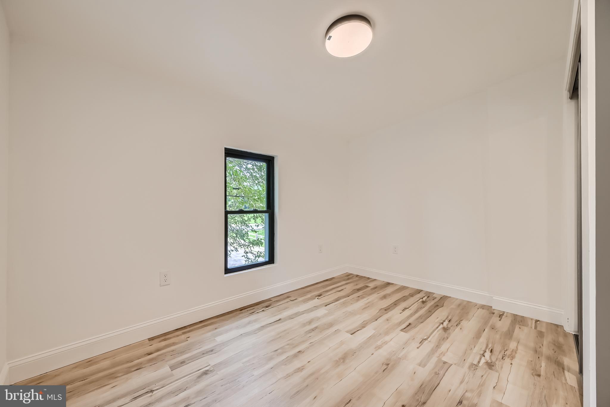 OLIVER - Residential