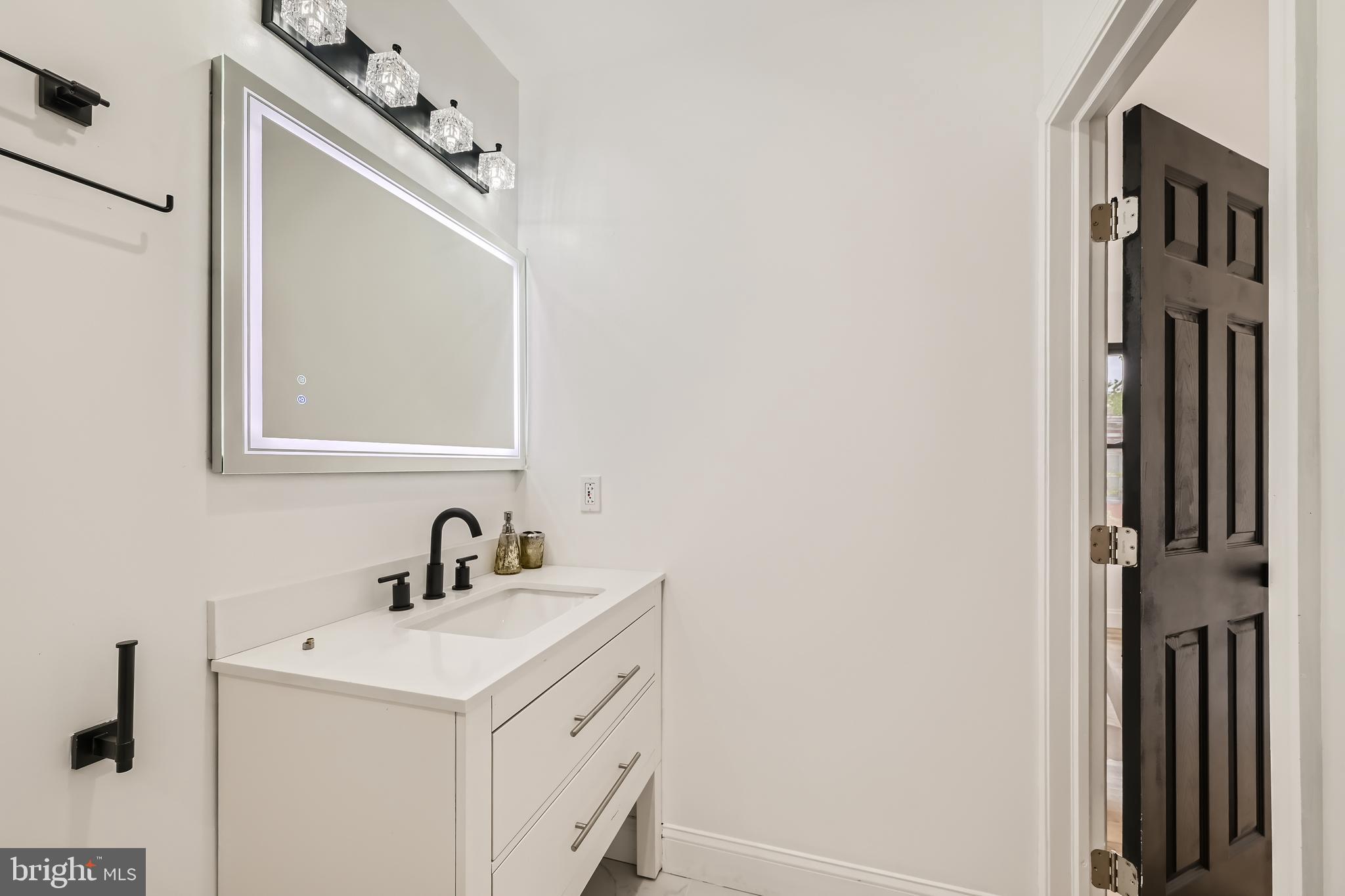 OLIVER - Residential