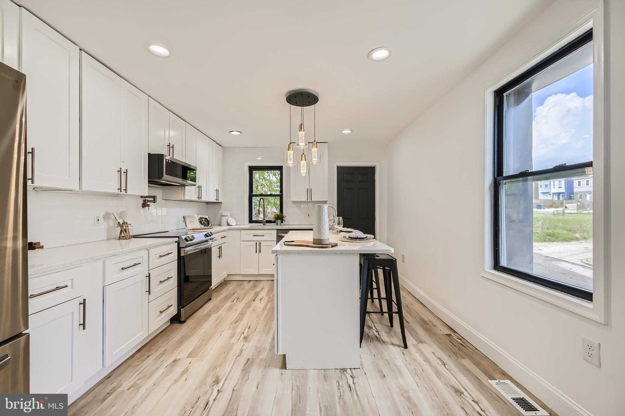 OLIVER - Residential