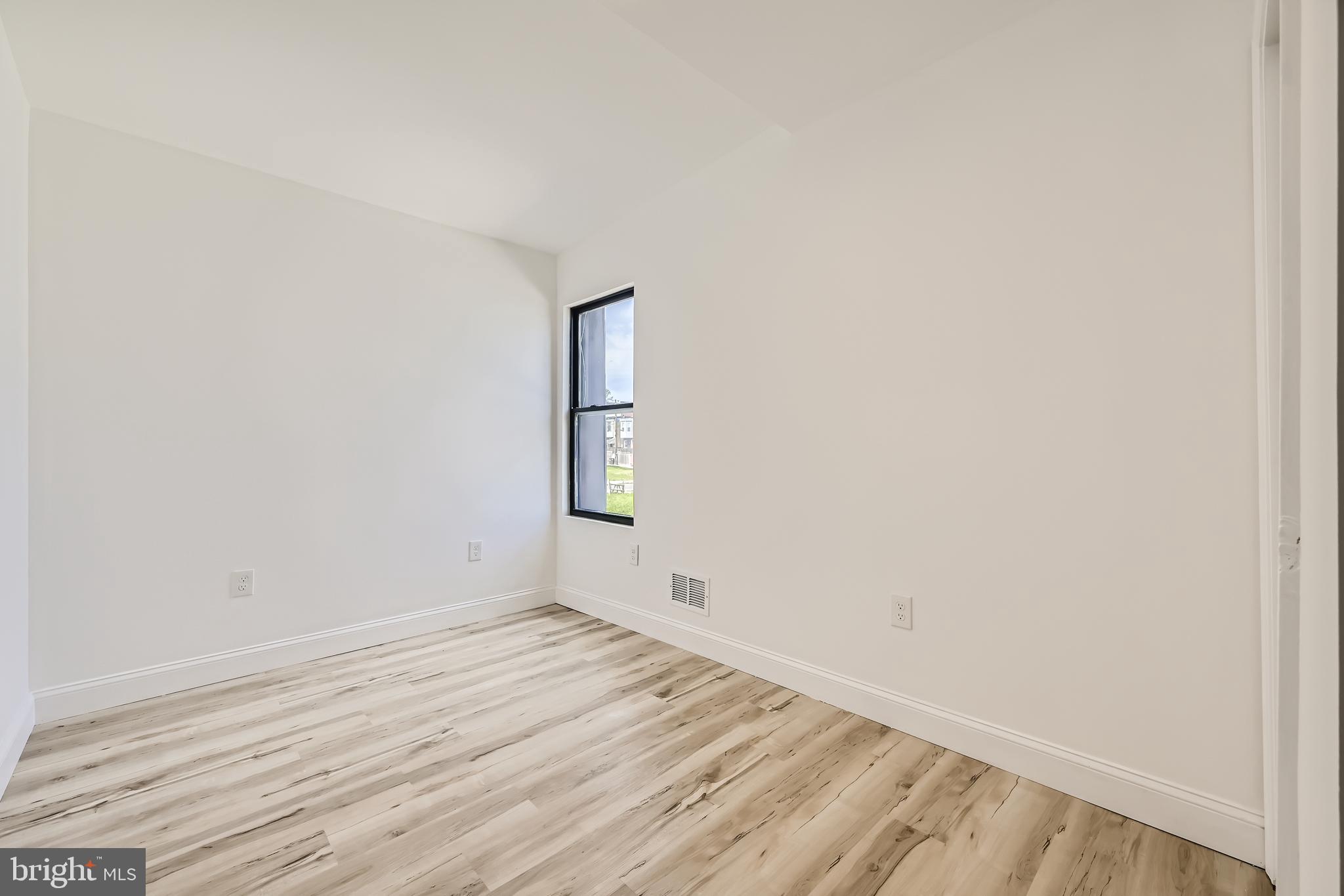 OLIVER - Residential