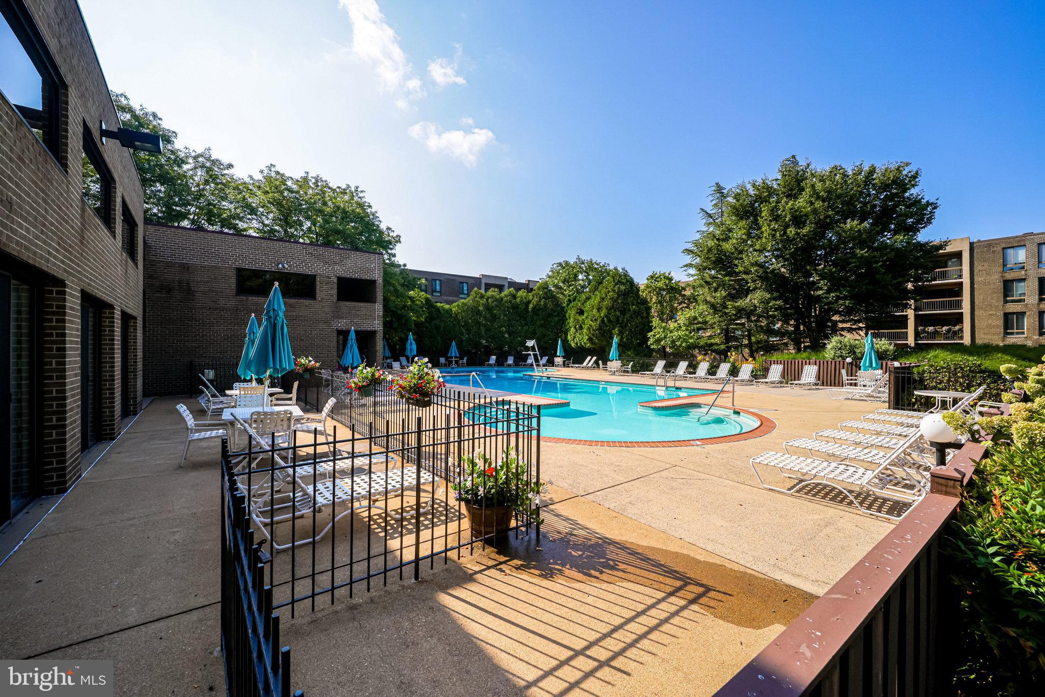 THE PLAZA - Residential