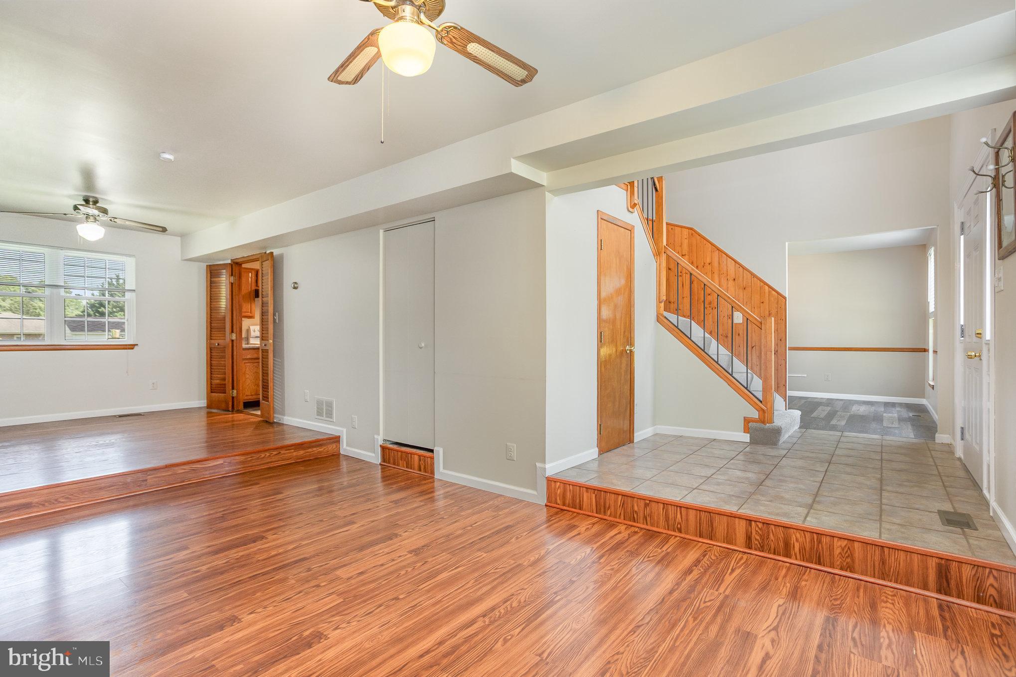 1345 SWEETBRIAR LANE