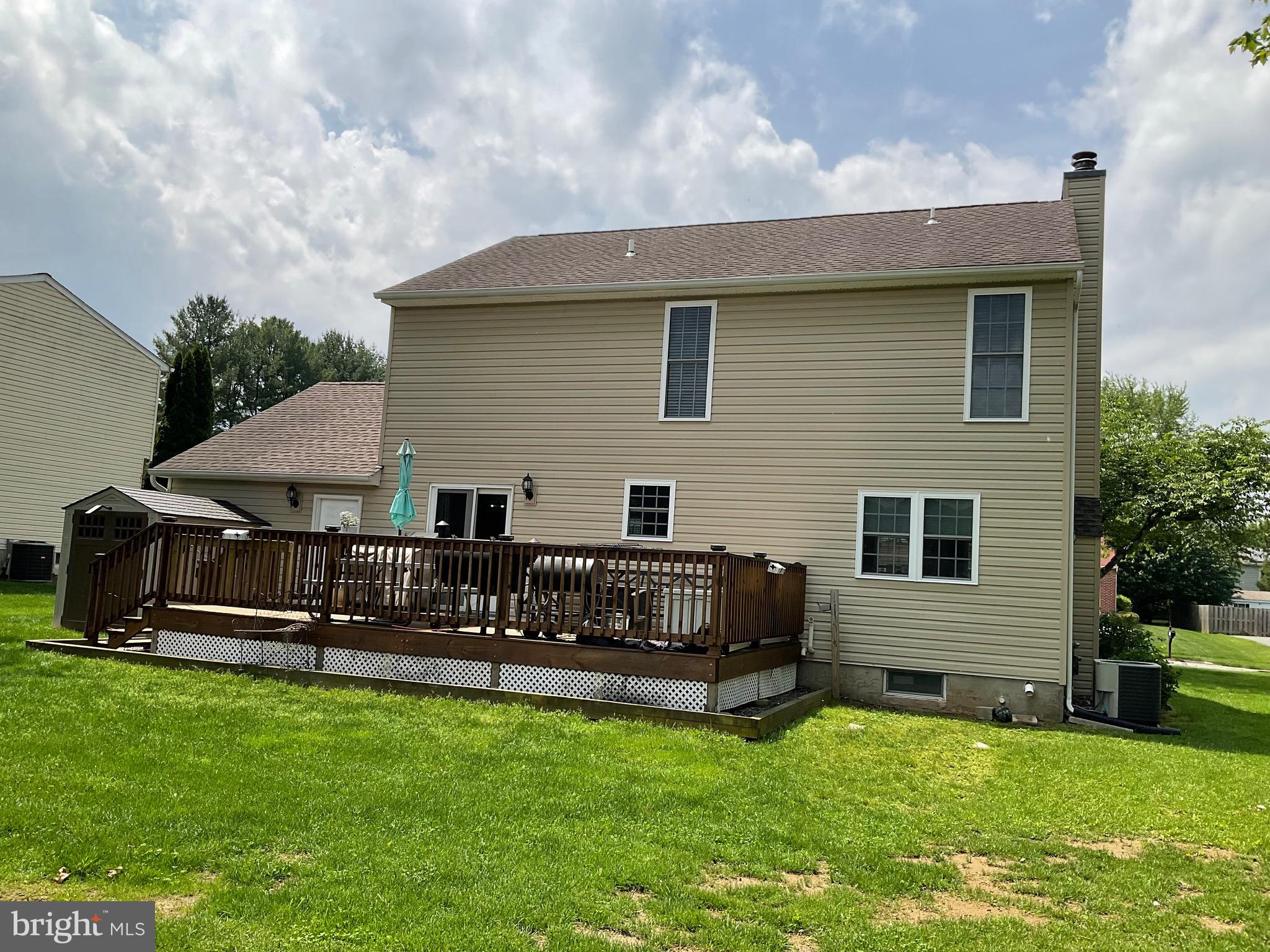 1345 SWEETBRIAR LANE