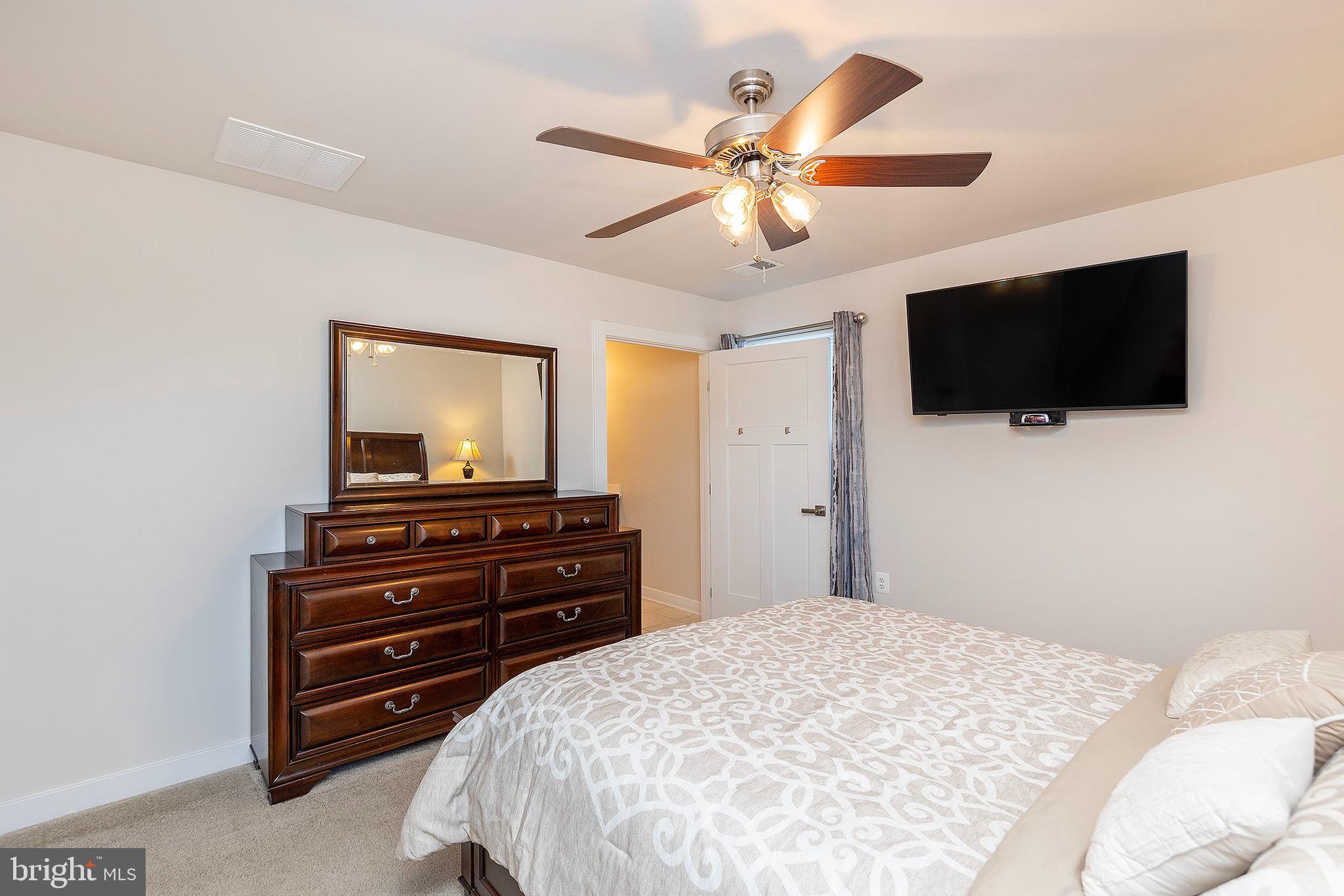 CARDINAL POINTE - Residential