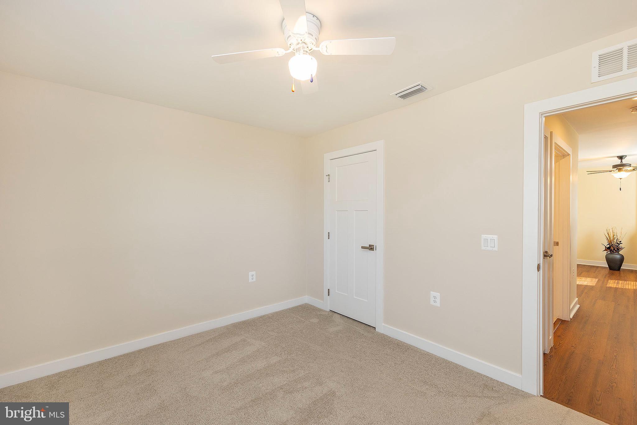 CARDINAL POINTE - Residential