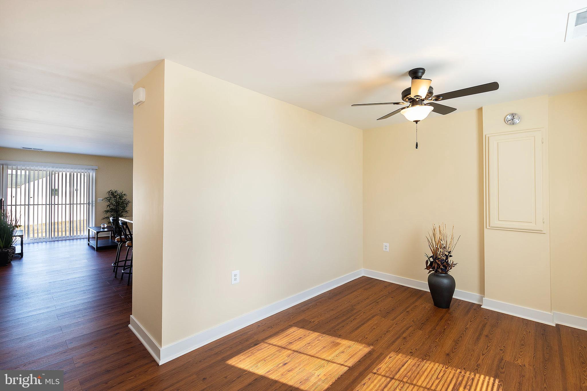 CARDINAL POINTE - Residential