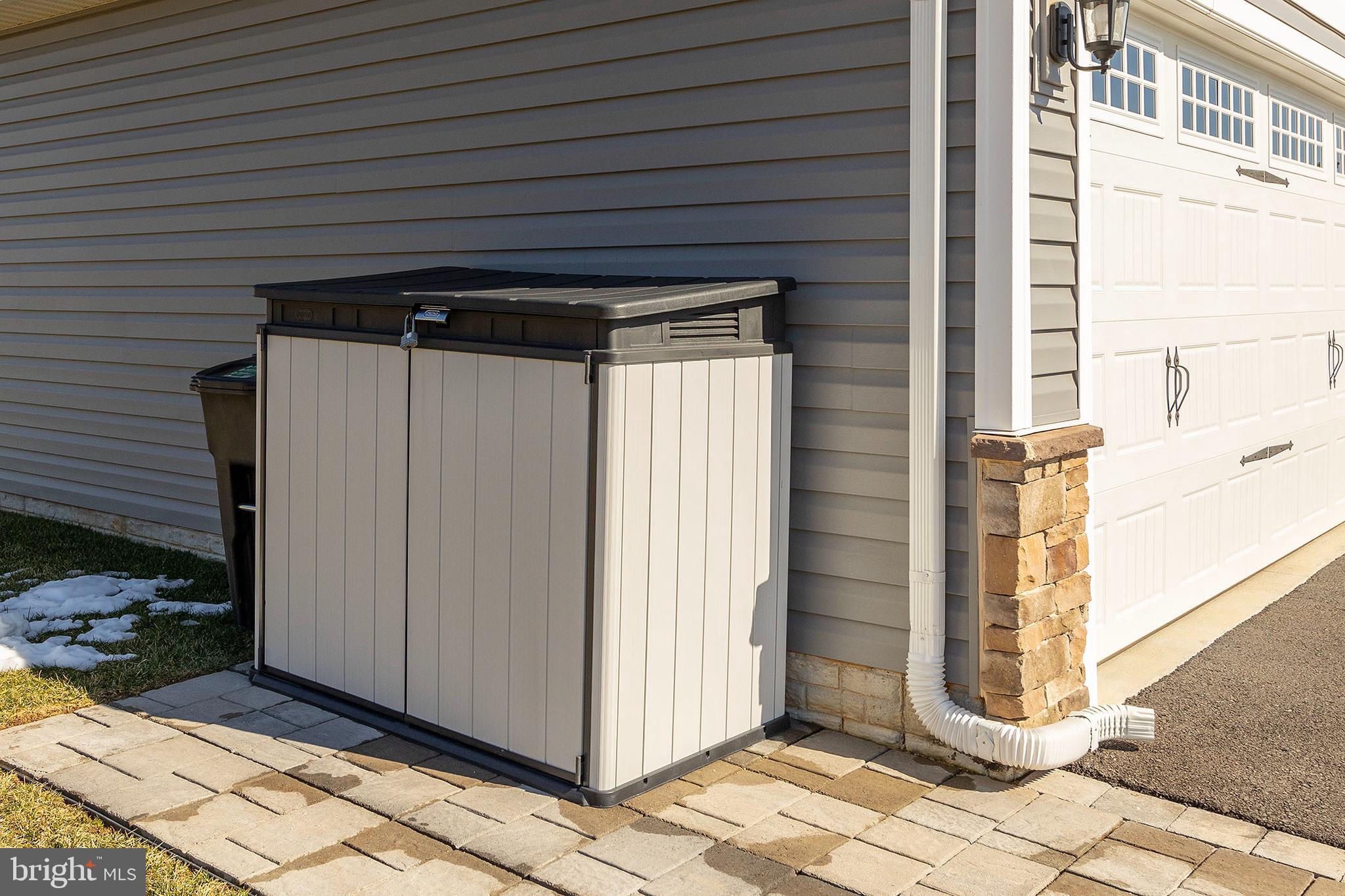 CARDINAL POINTE - Residential