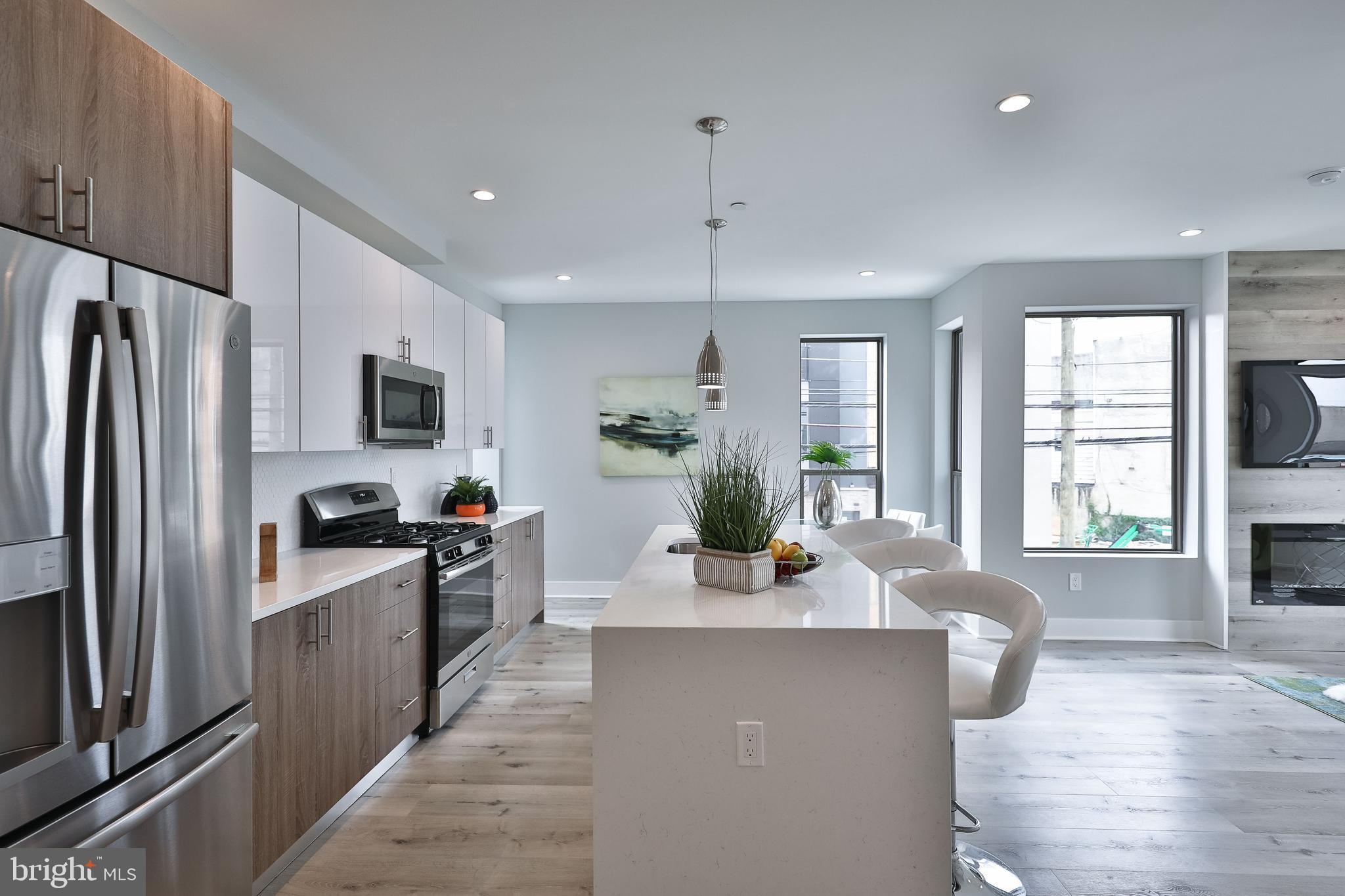 FRANCISVILLE - Commercial Sale