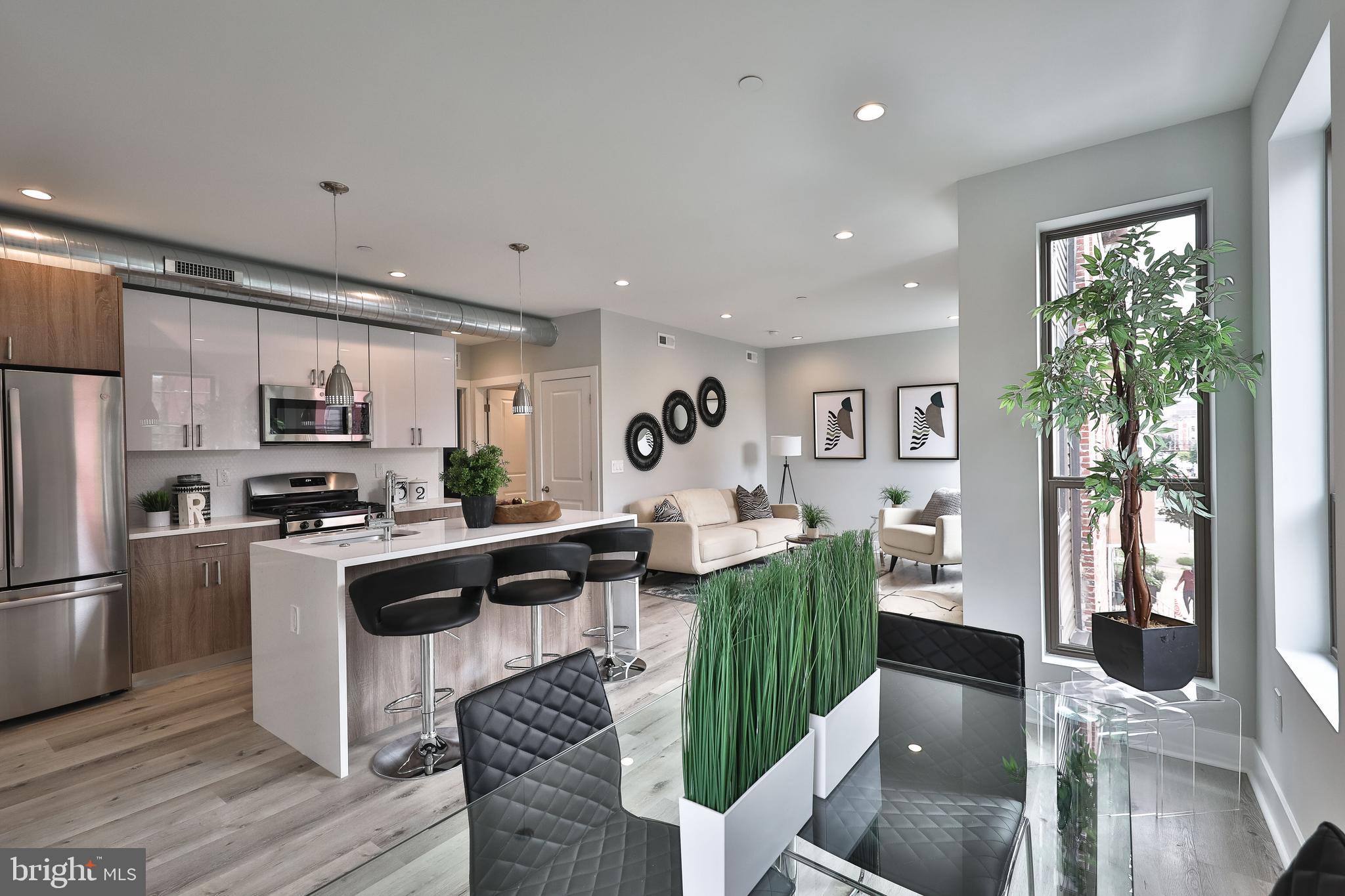 FRANCISVILLE - Commercial Sale