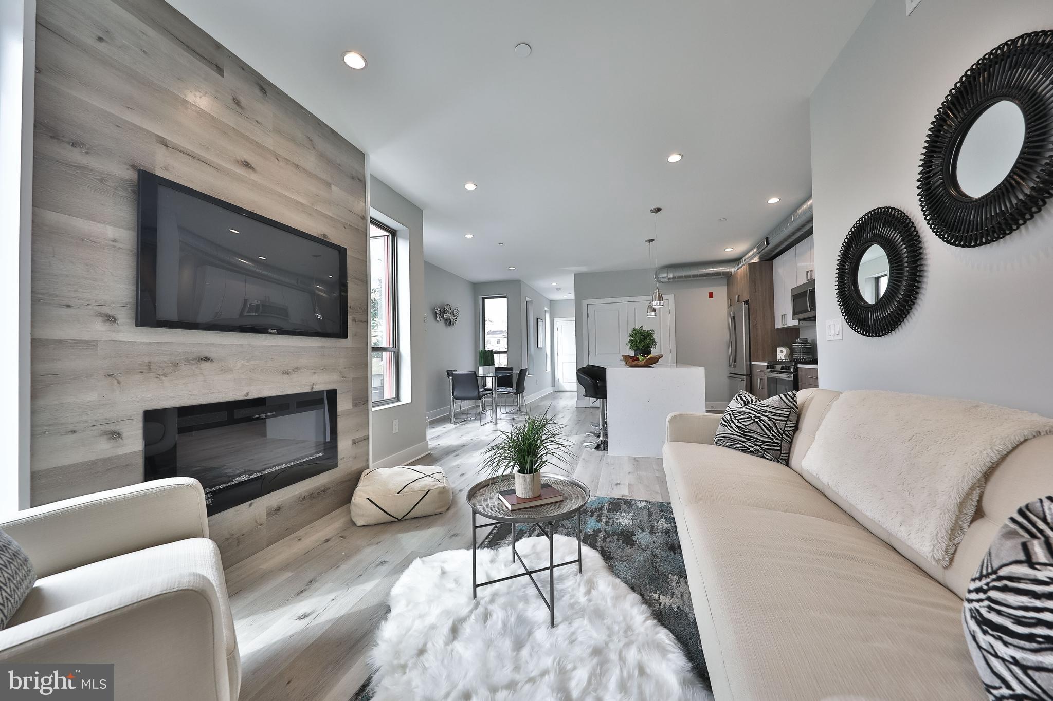 FRANCISVILLE - Commercial Sale