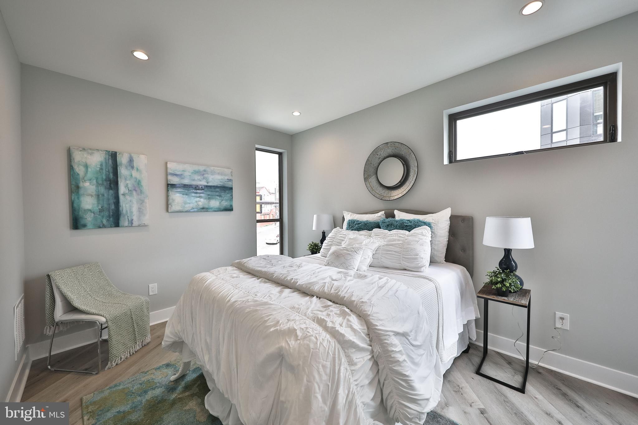 FRANCISVILLE - Commercial Sale