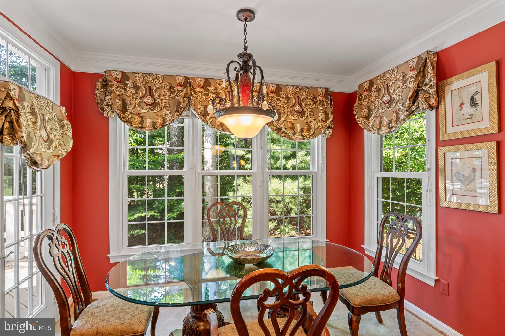 LOWES ISLAND/CASCADES - Residential