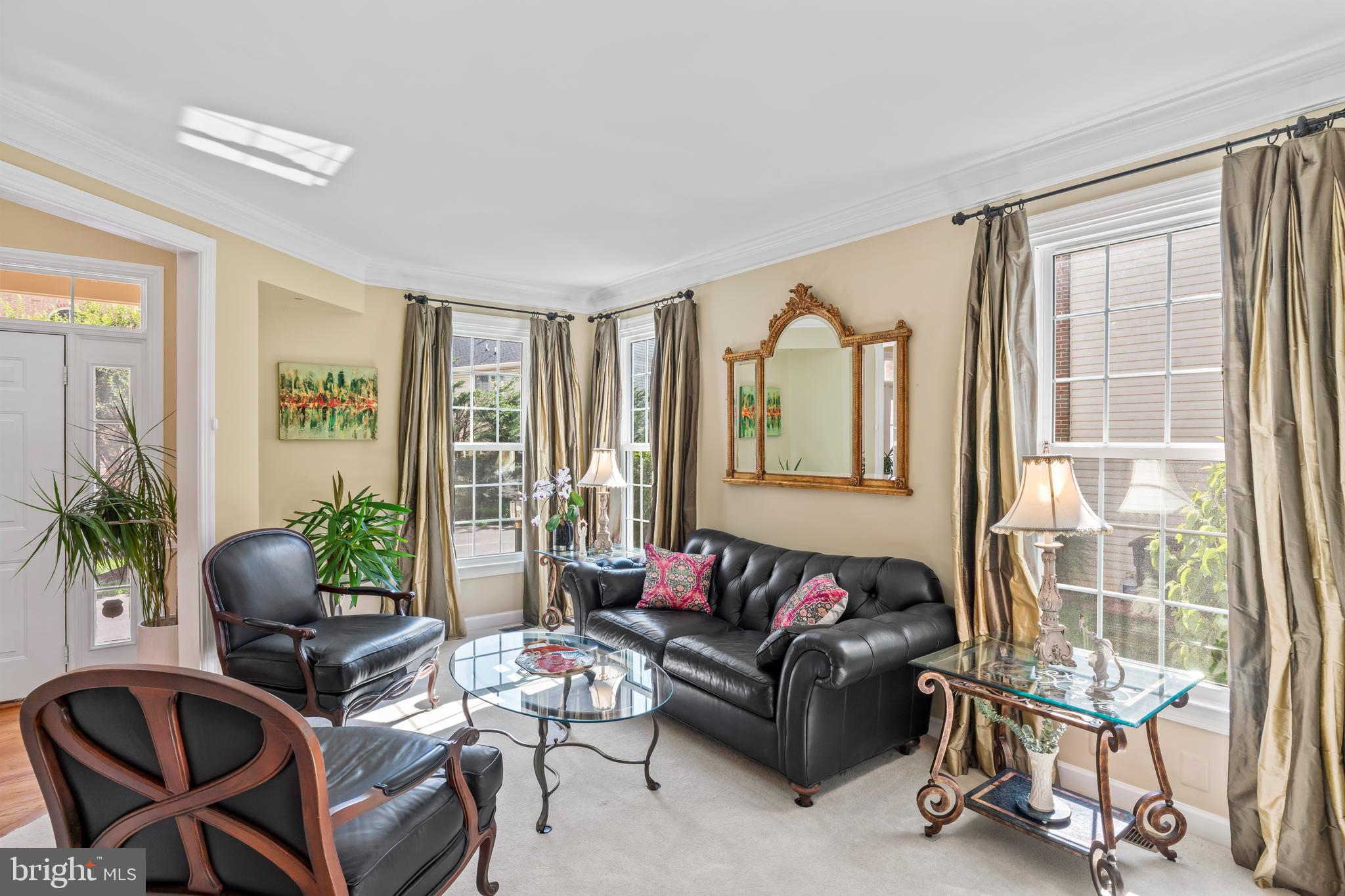 LOWES ISLAND/CASCADES - Residential