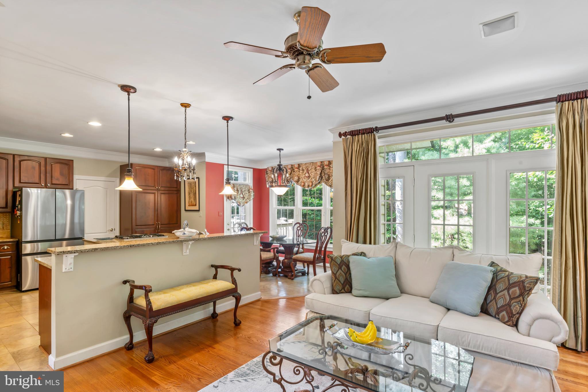 LOWES ISLAND/CASCADES - Residential