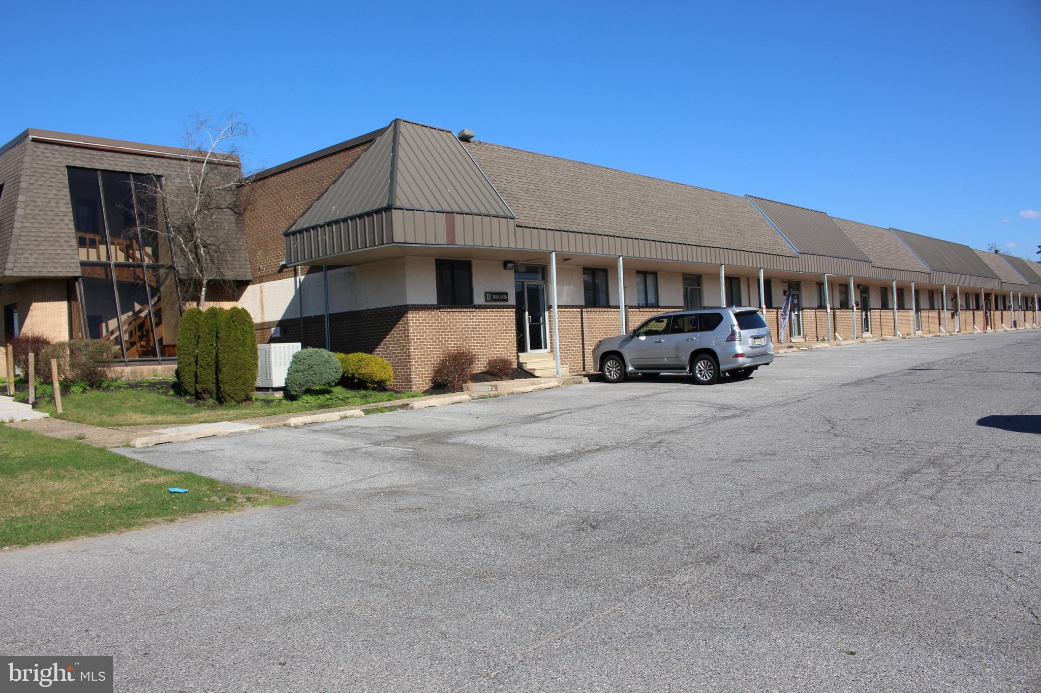 1165 MARLKRESS ROAD -B