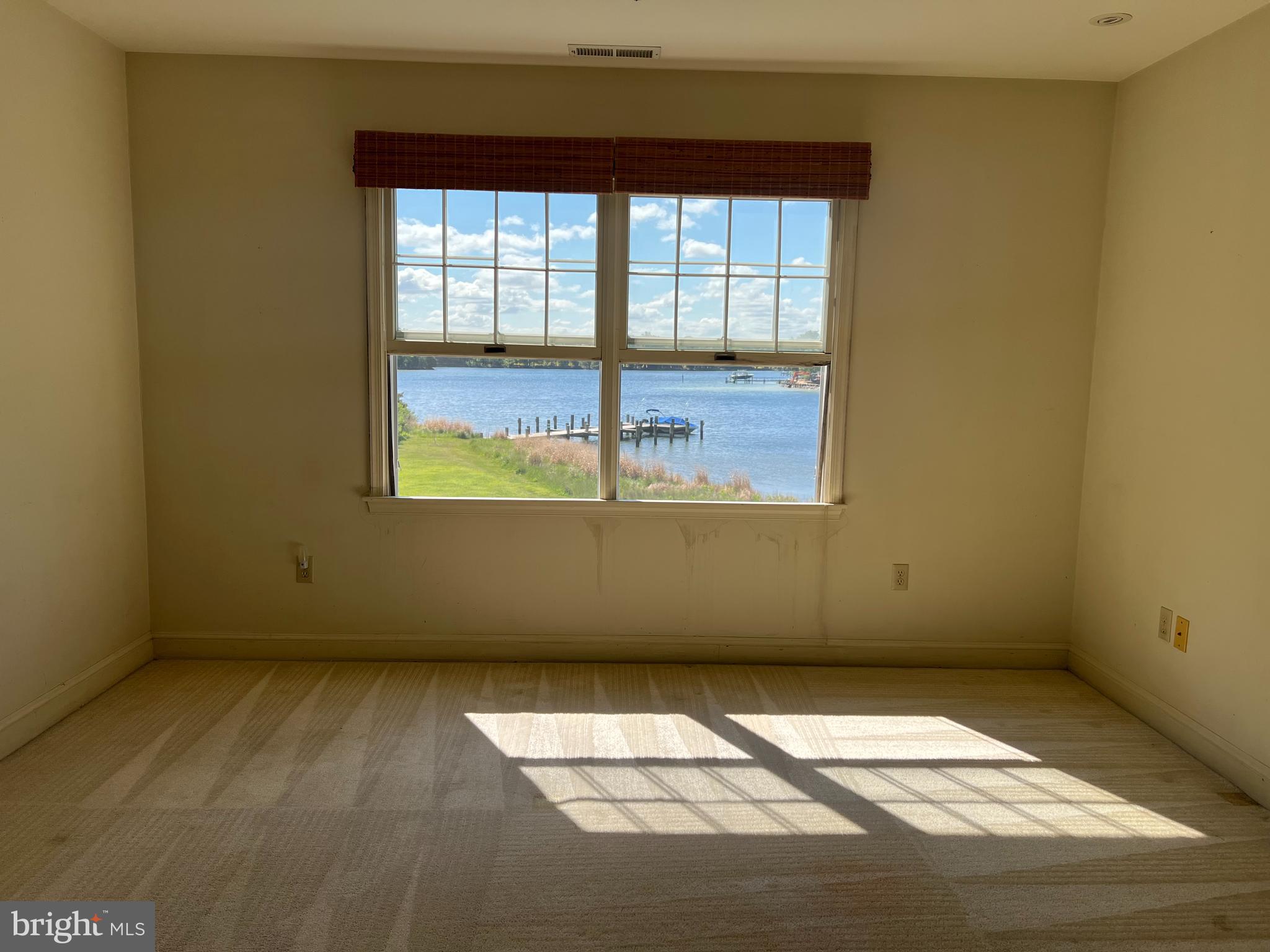 COVE VIEW - Residential