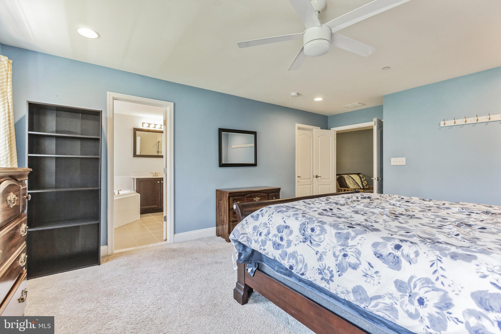 GRANDE AT MUIRWOOD H - Residential
