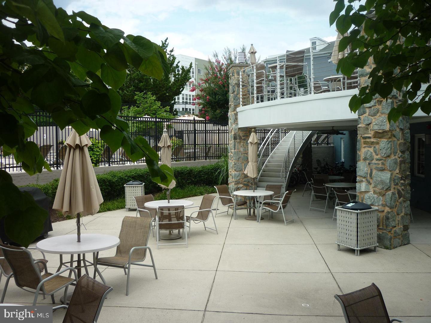 WEST VILLAGE OF SHIRLINGTON - Residential Lease