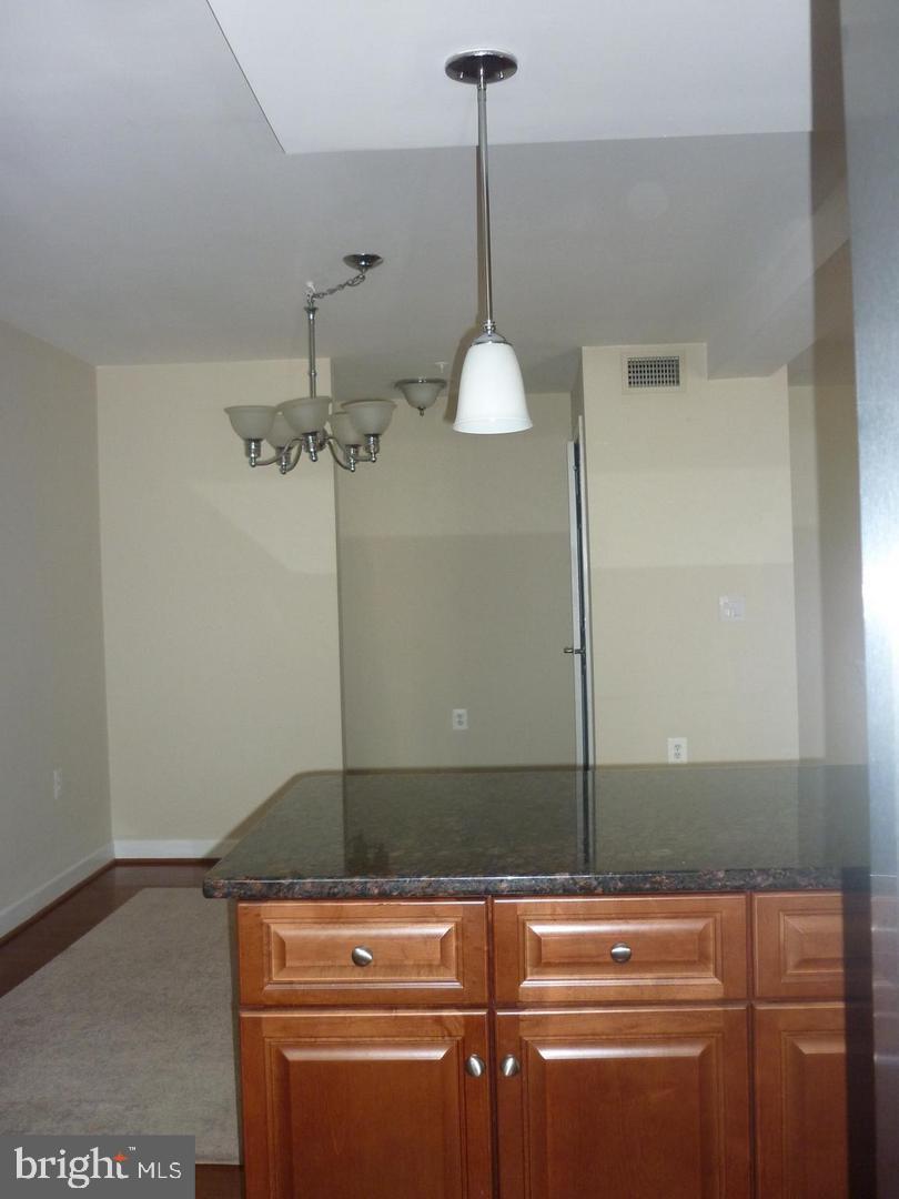 WEST VILLAGE OF SHIRLINGTON - Residential Lease