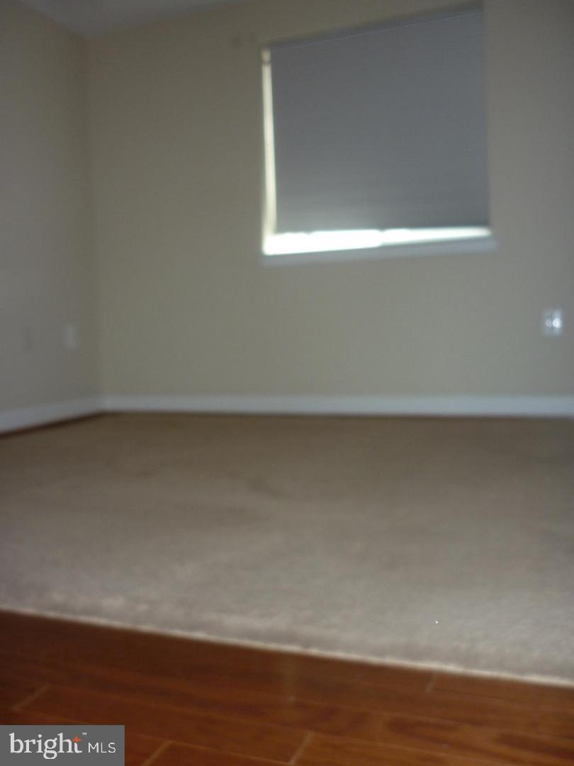 WEST VILLAGE OF SHIRLINGTON - Residential Lease