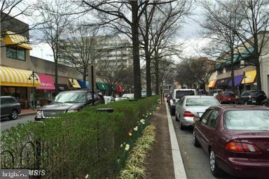 WEST VILLAGE OF SHIRLINGTON - Residential Lease