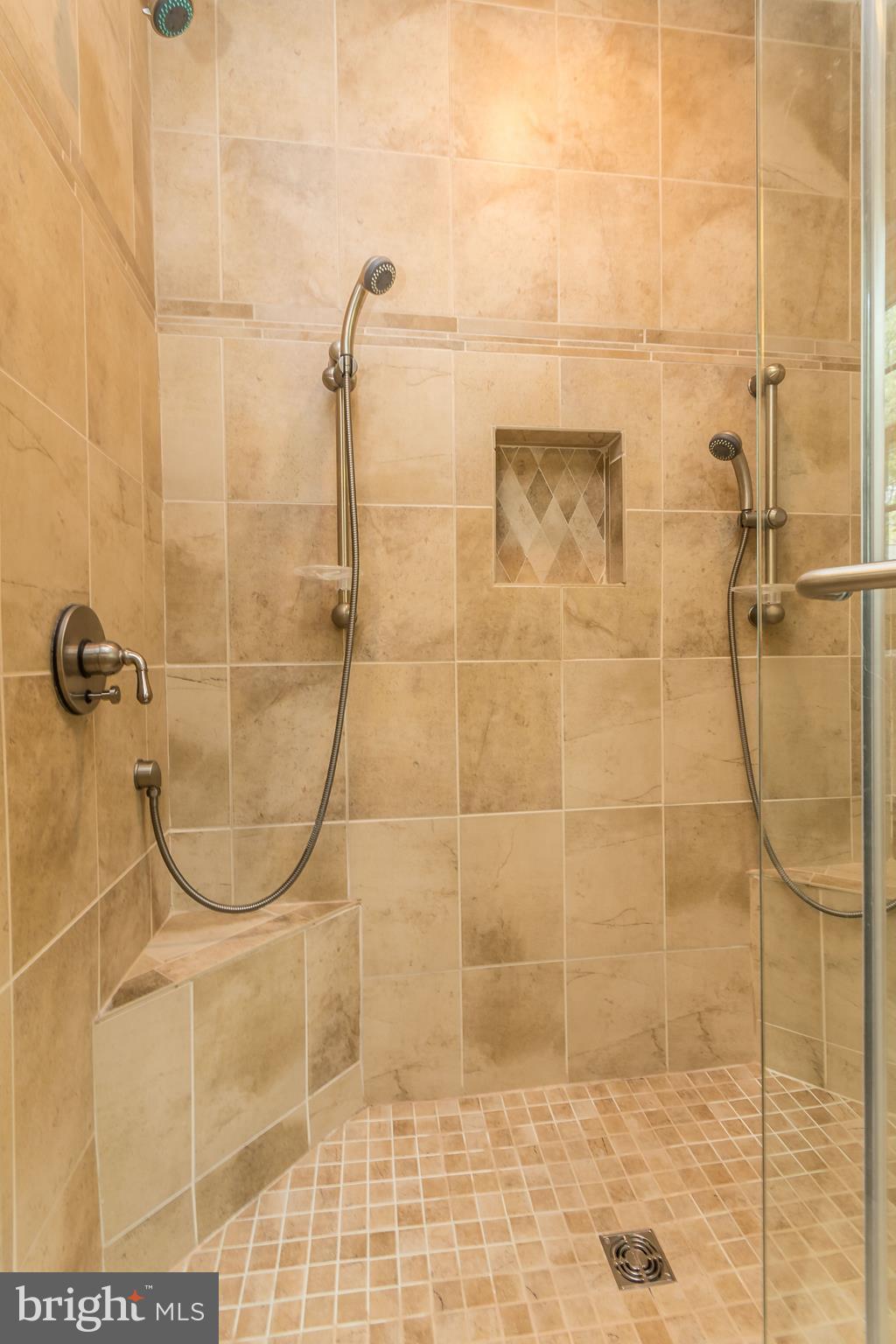 SEVERN HEIGHTS - Residential