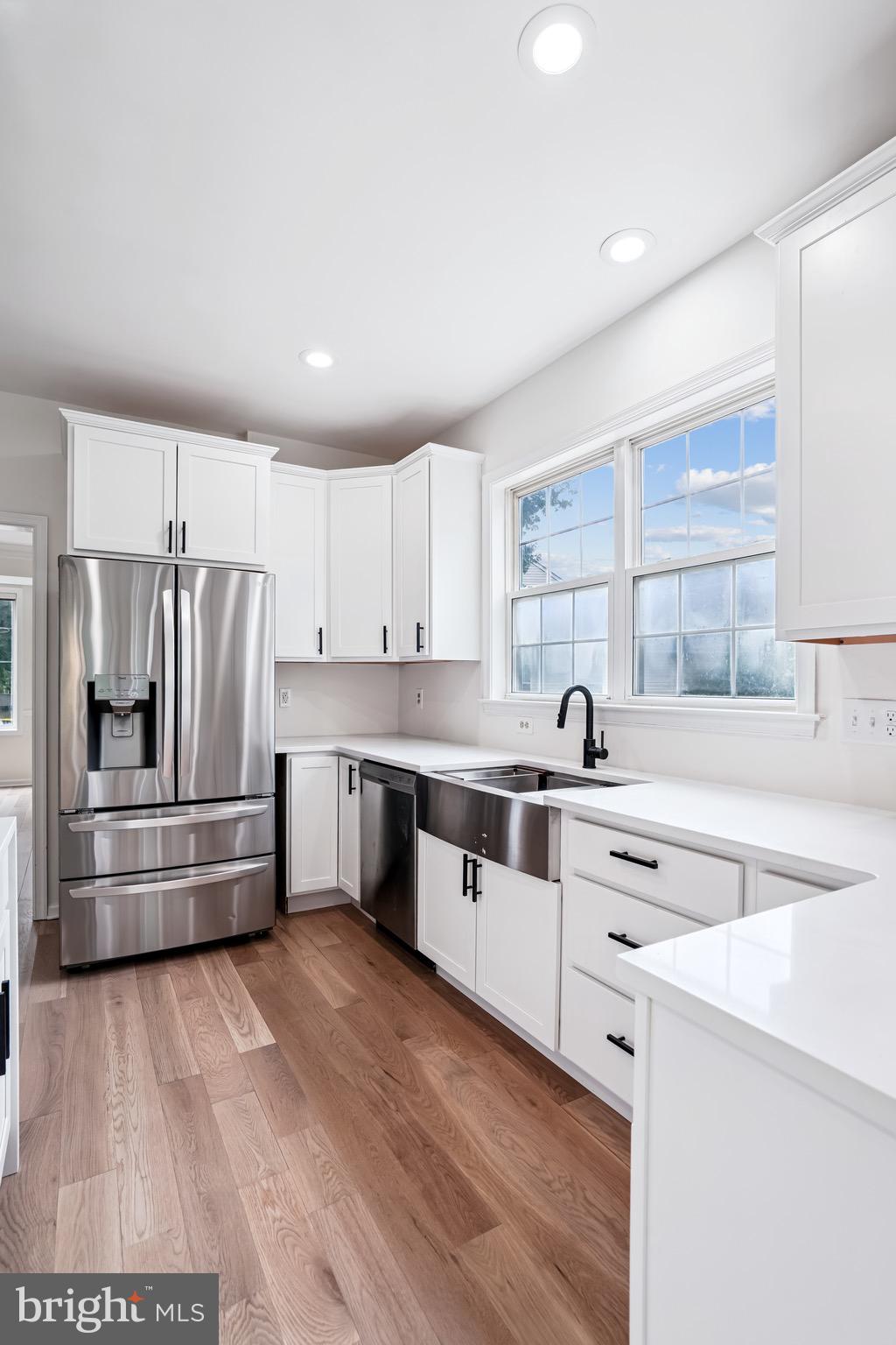 GLENN ESTATES - Residential