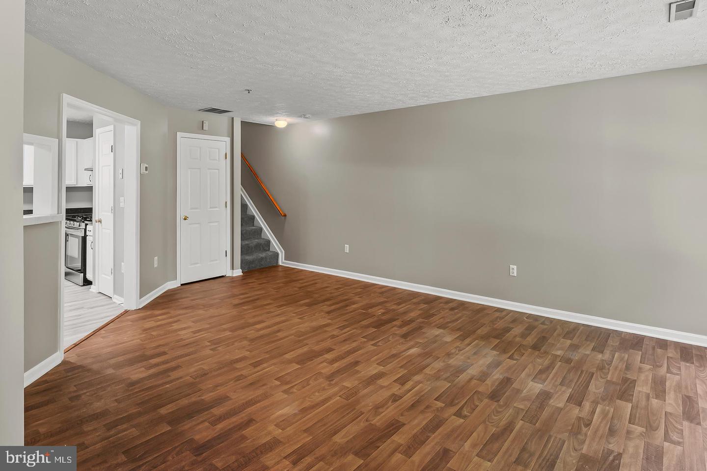 50 AMBERSTONE COURT K