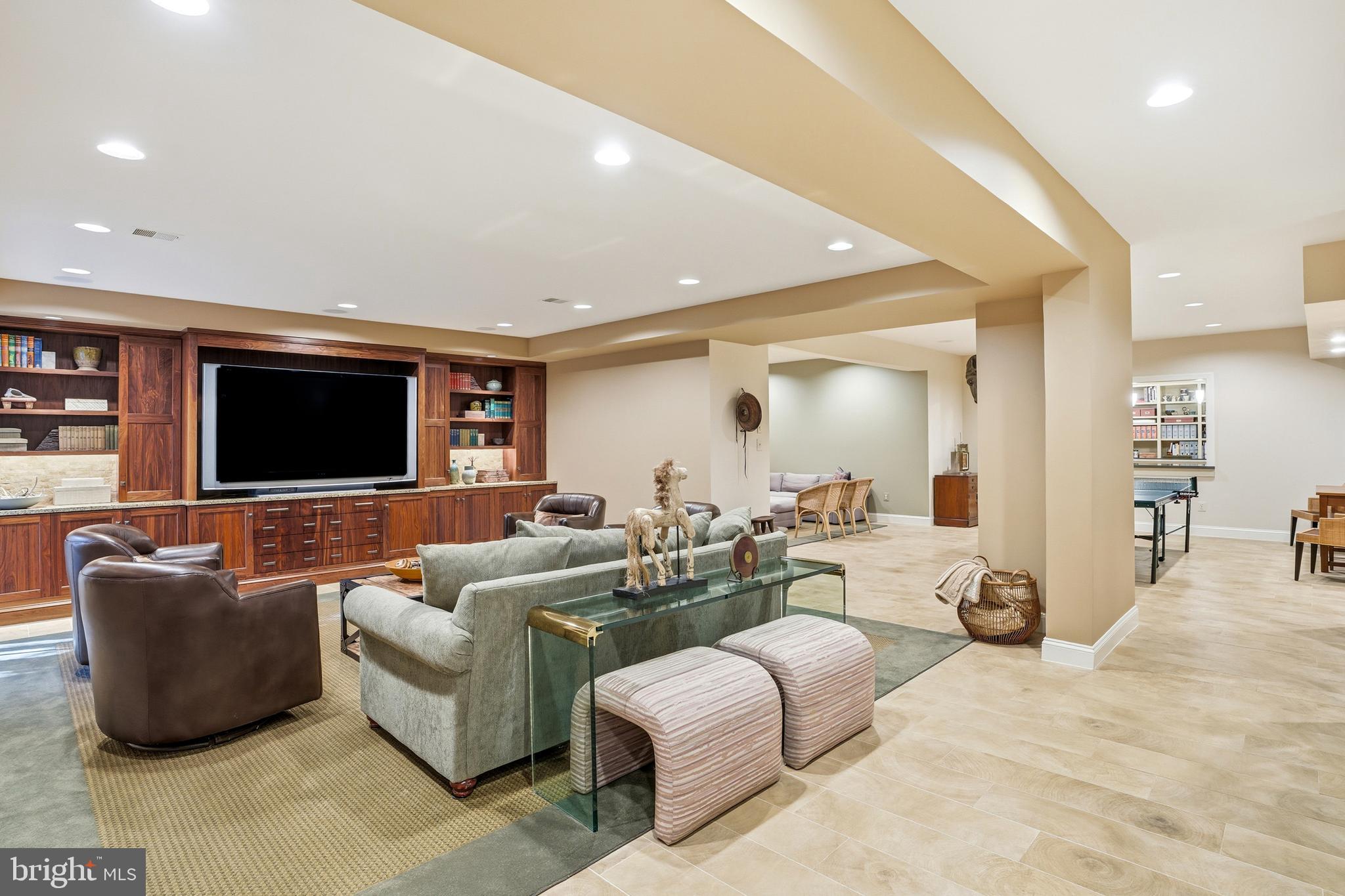 FOX RUN - Residential