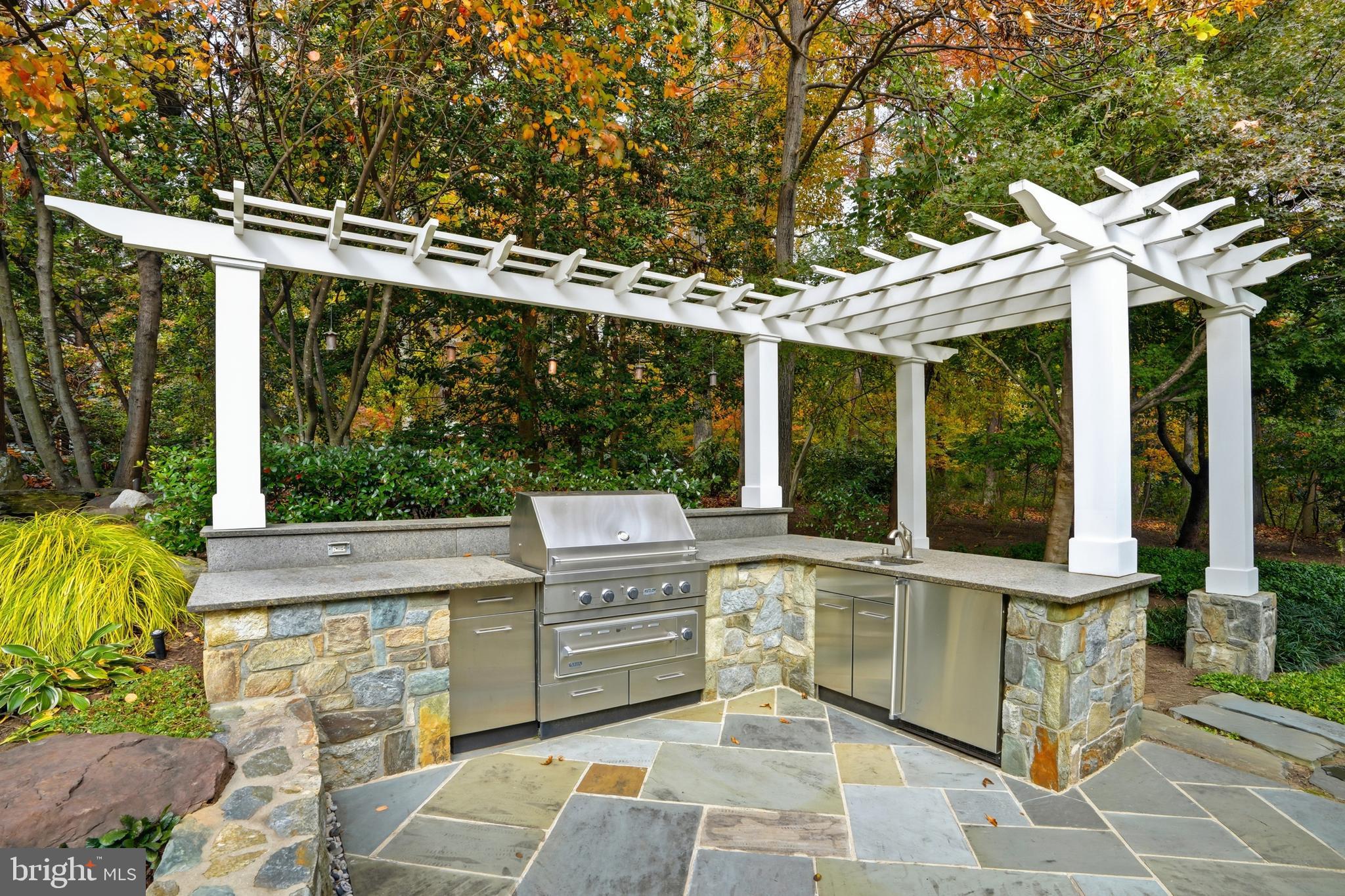 FOX RUN - Residential