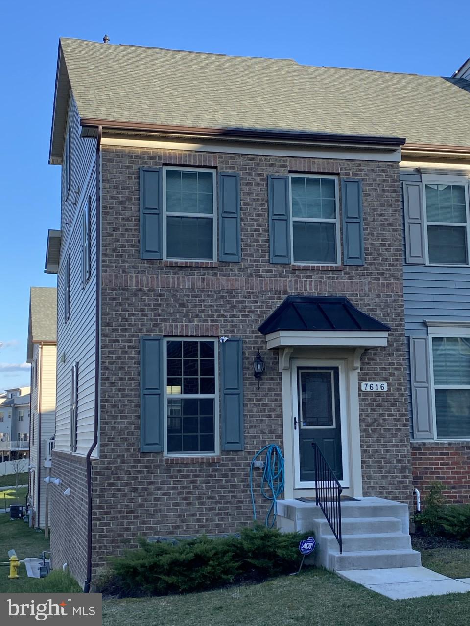 PARKSIDE - Residential Lease
