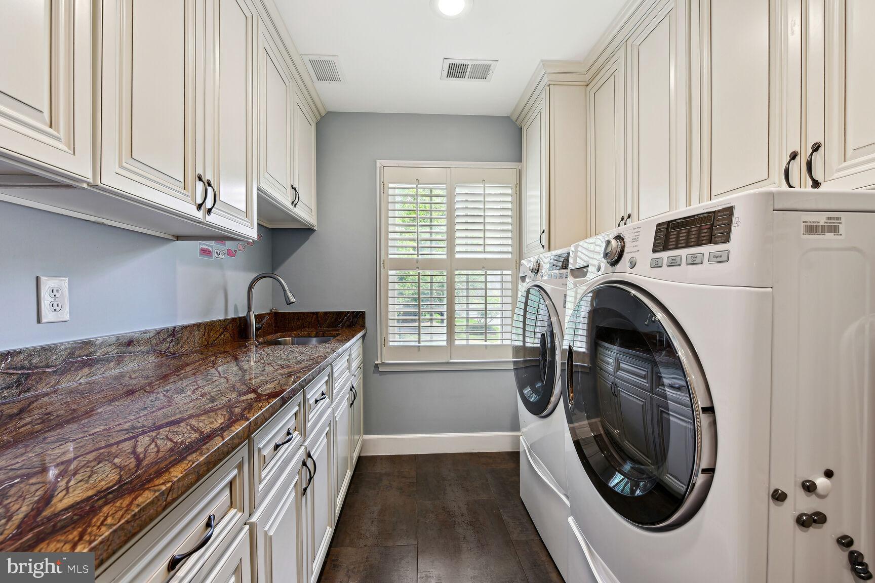 AVENEL - Residential