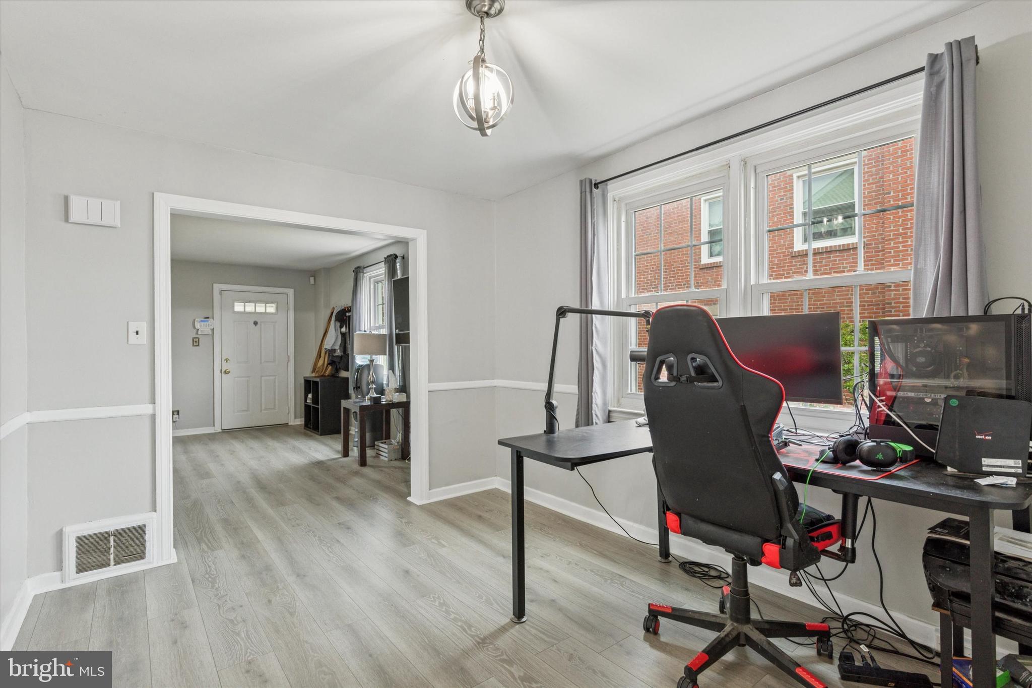 NORRISTOWN - Residential