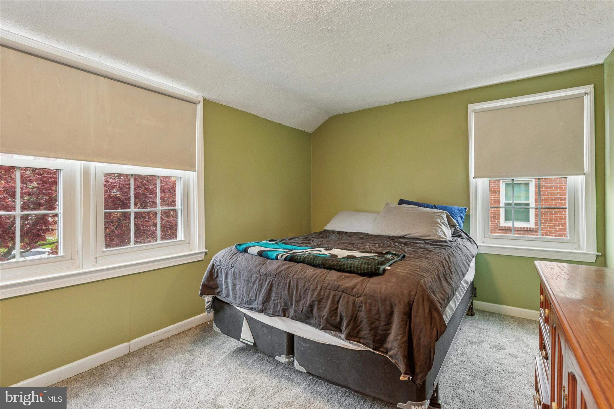 NORRISTOWN - Residential