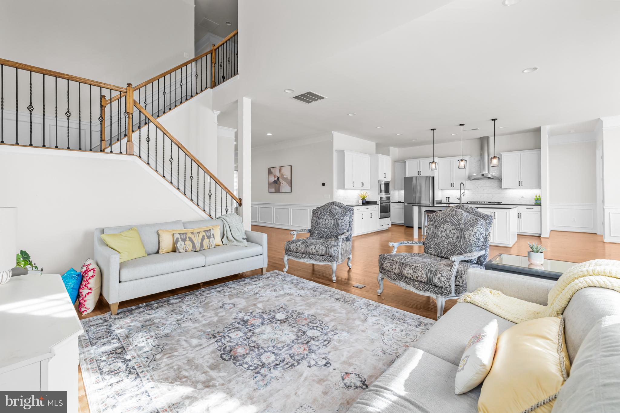 MEADOW BROOK FARM - Residential