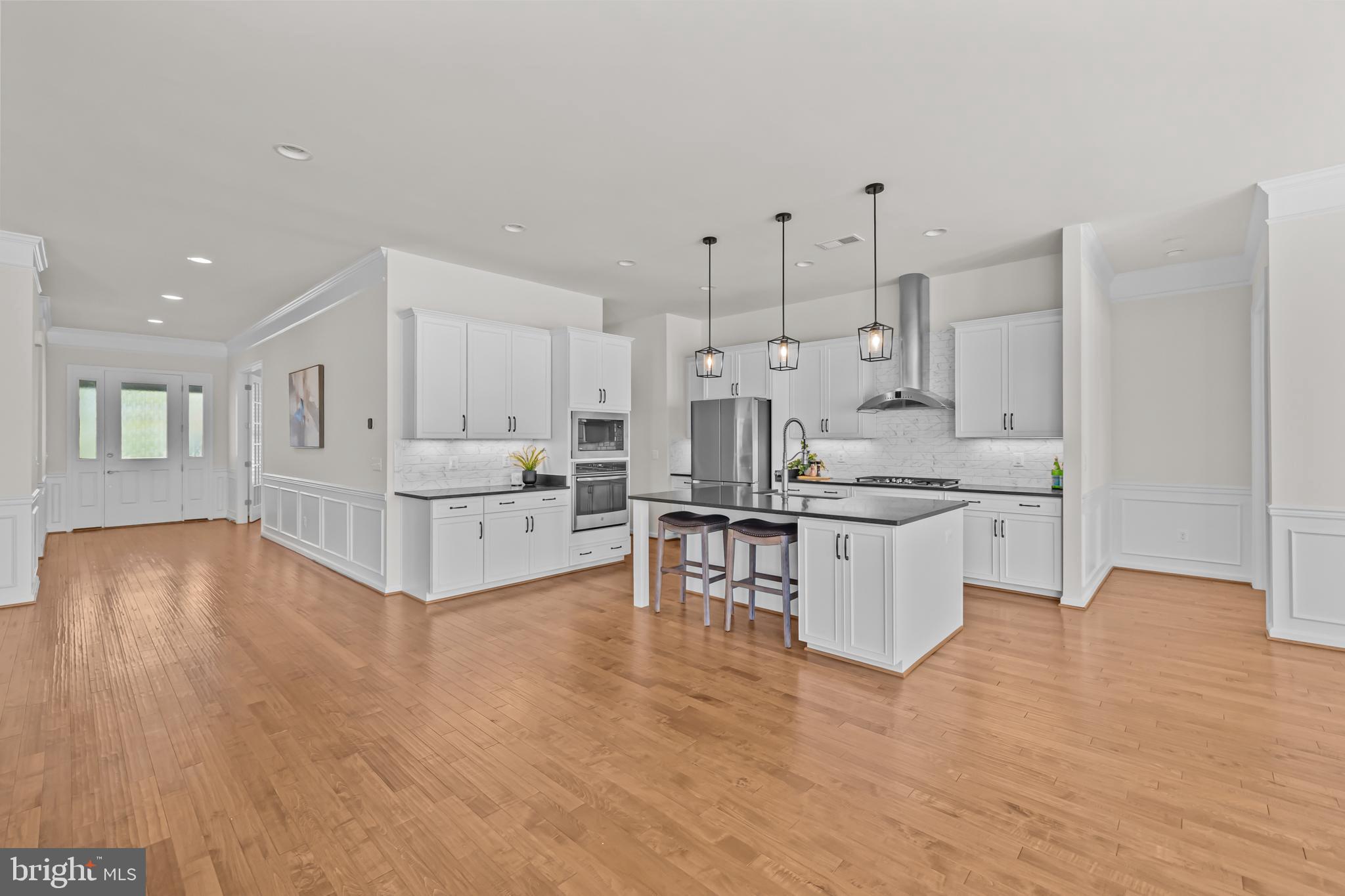 MEADOW BROOK FARM - Residential