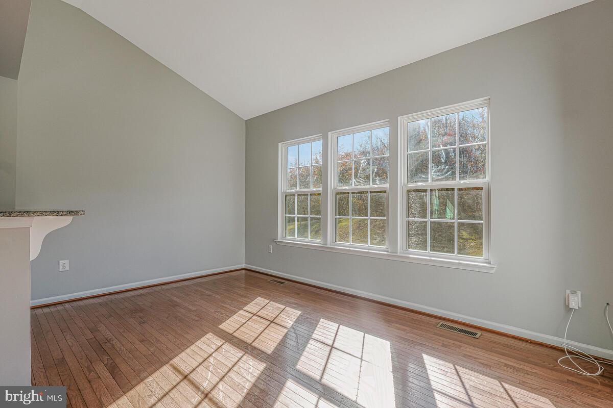 SIMMONS RIDGE-PLAT 1> - Residential