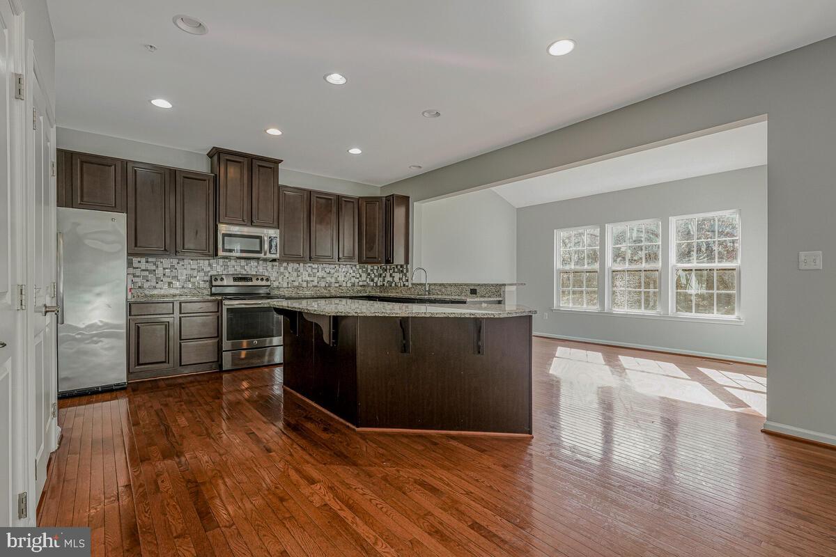 SIMMONS RIDGE-PLAT 1> - Residential