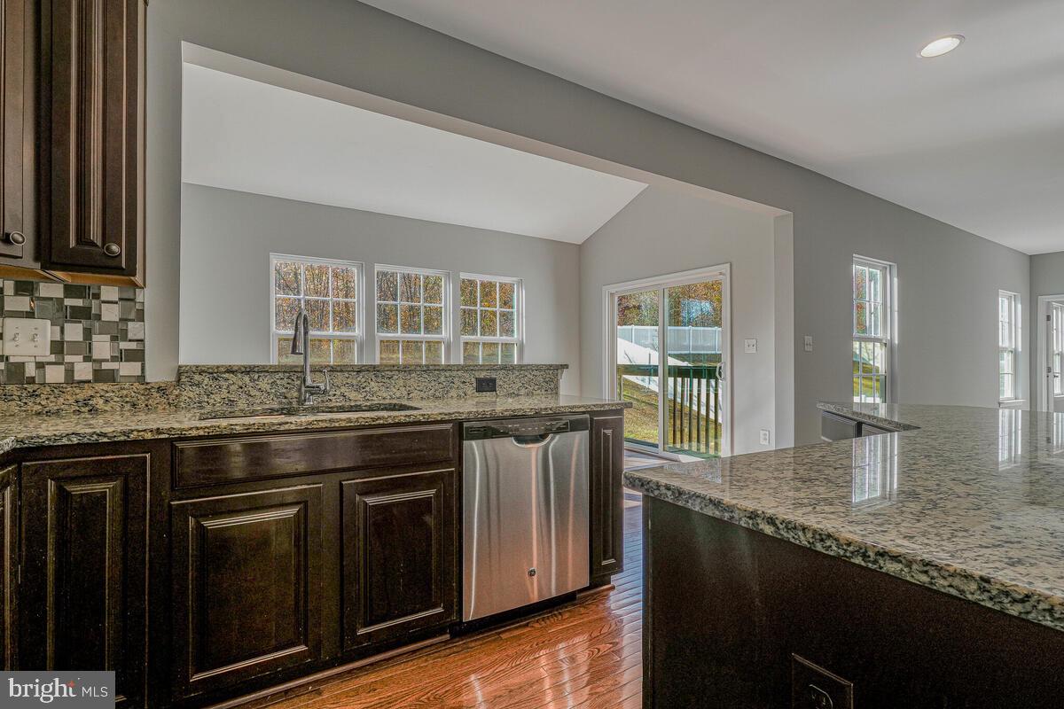 SIMMONS RIDGE-PLAT 1> - Residential