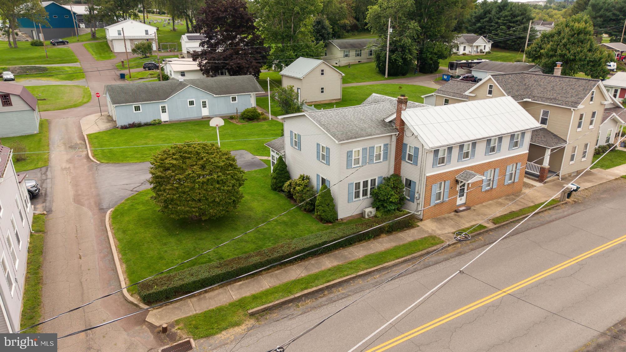 1621 MAIN STREET
