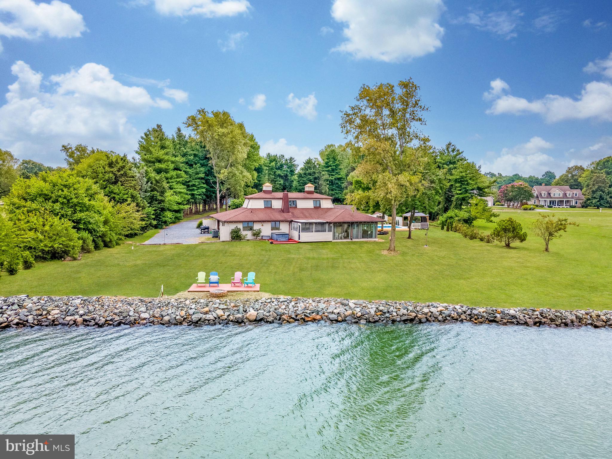 INDIAN POINT WEST - Residential