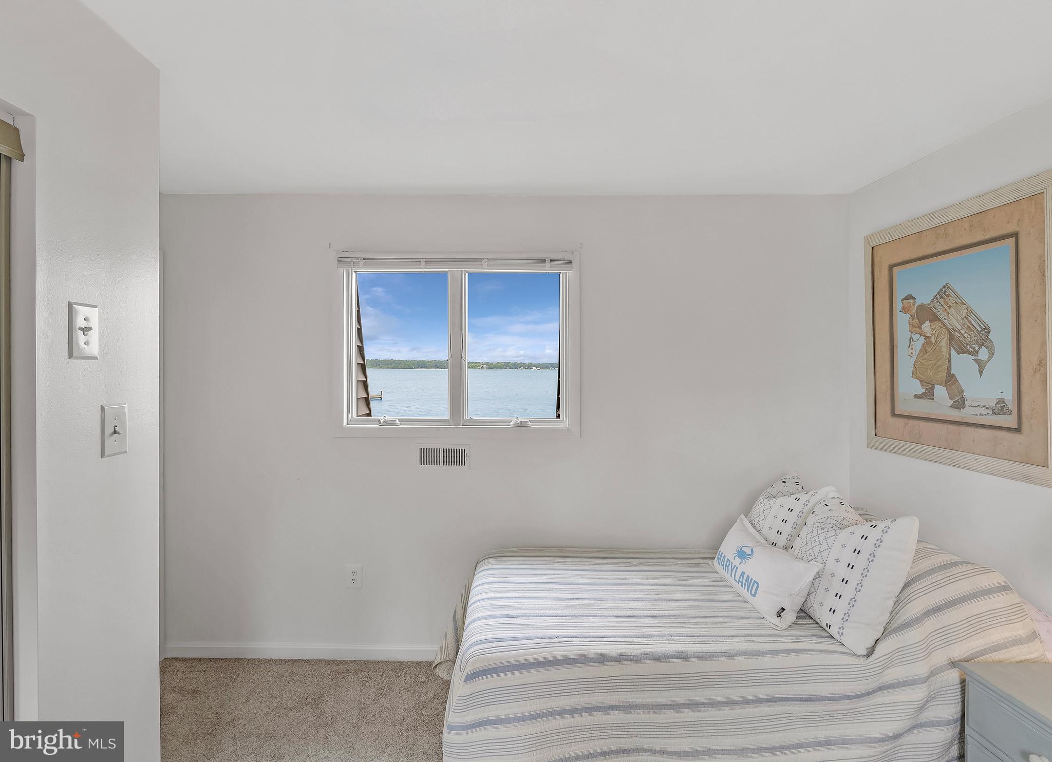 INDIAN POINT WEST - Residential