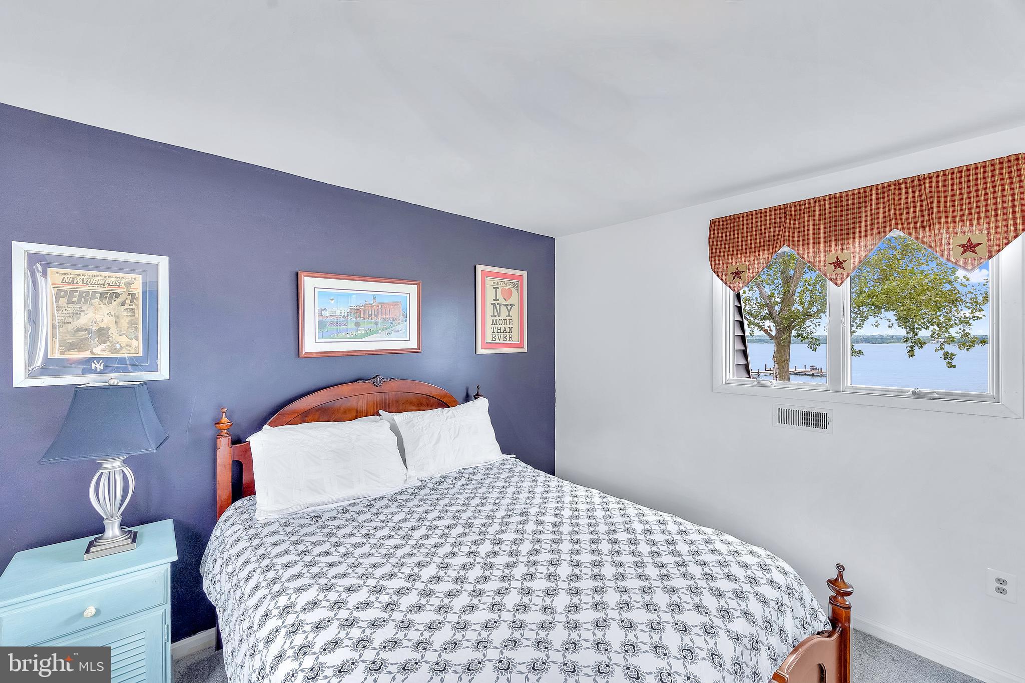 INDIAN POINT WEST - Residential