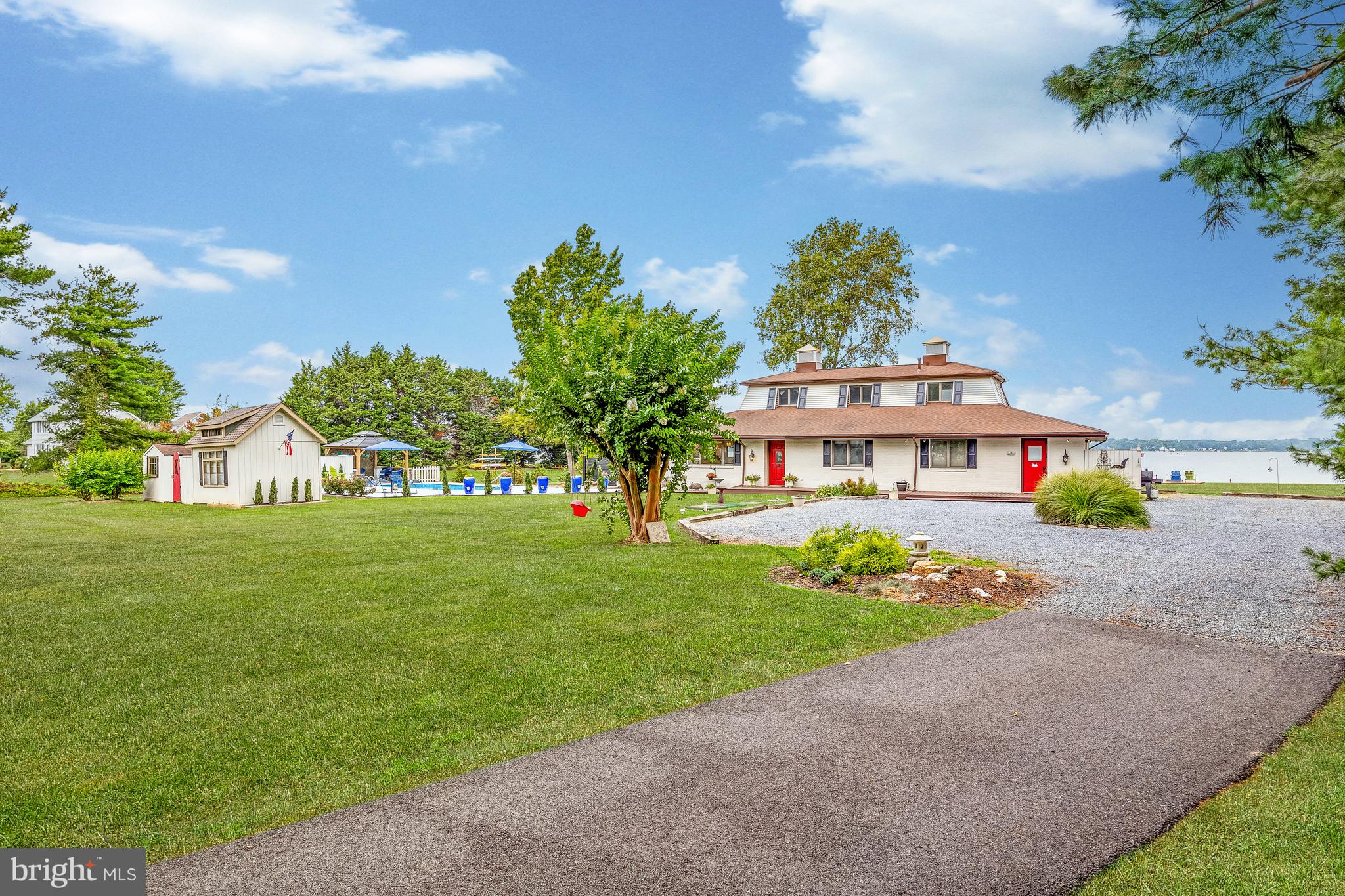 INDIAN POINT WEST - Residential