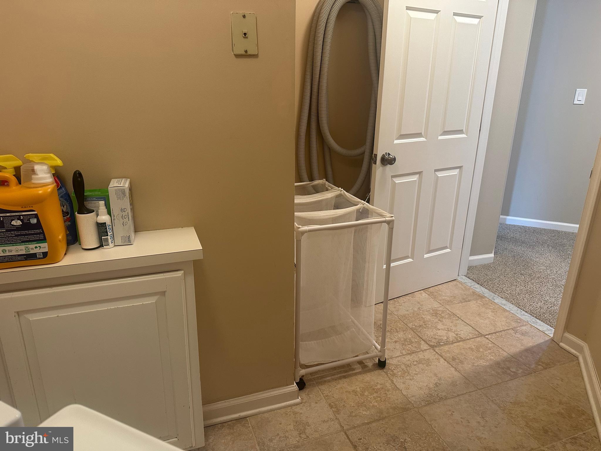 HILLTOWN WOODS - Residential