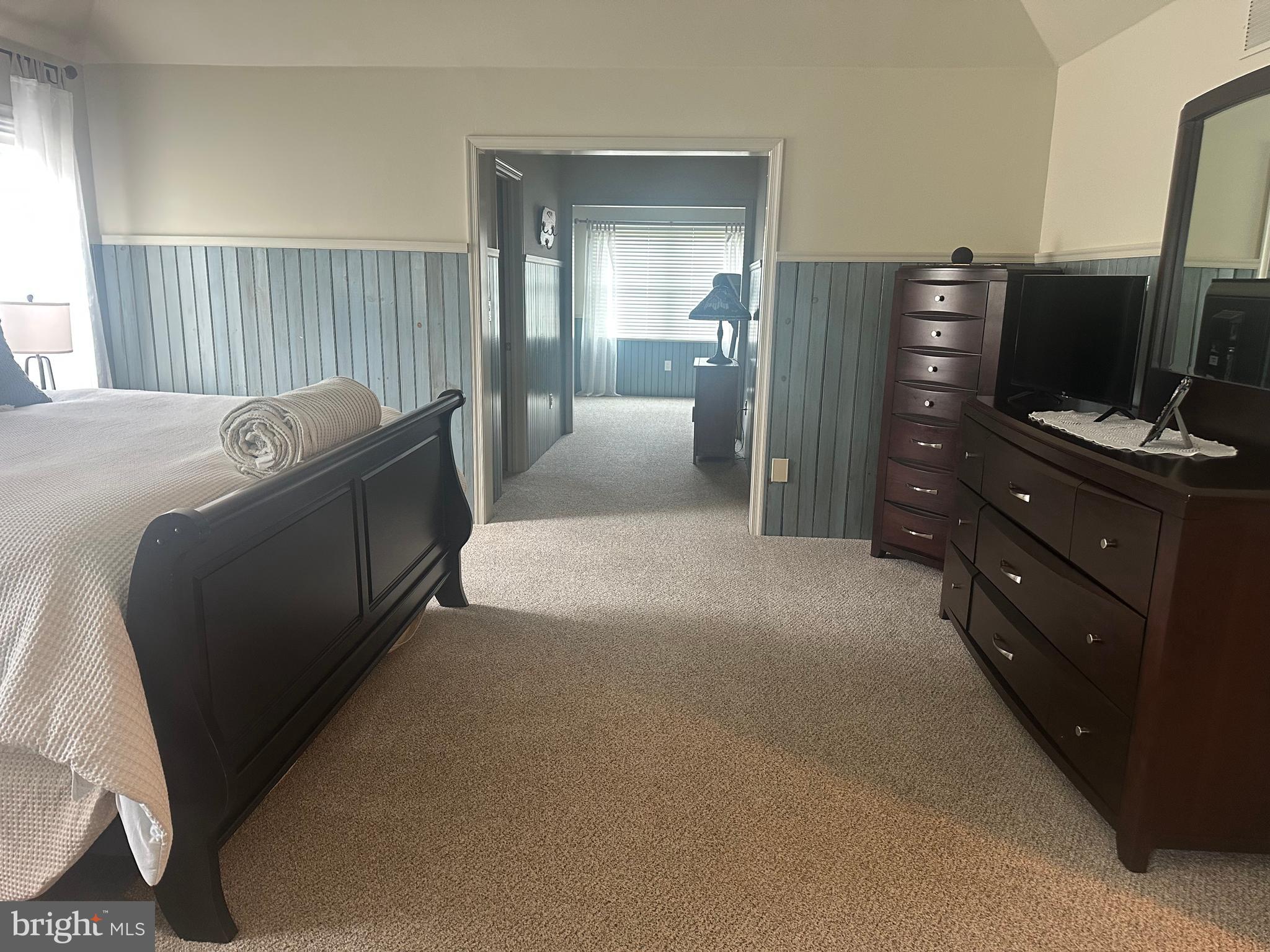 HILLTOWN WOODS - Residential