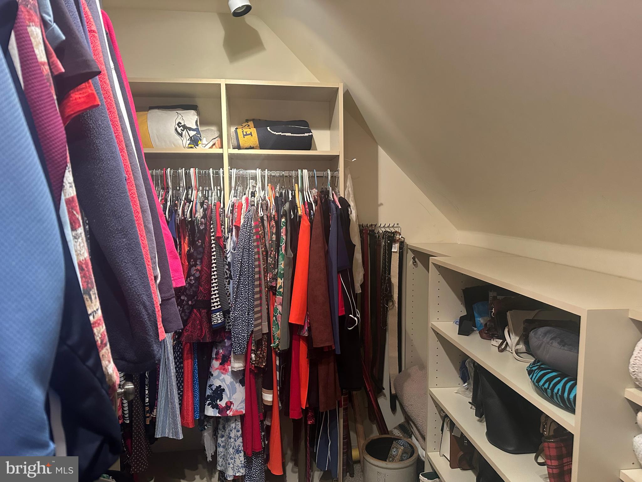 HILLTOWN WOODS - Residential