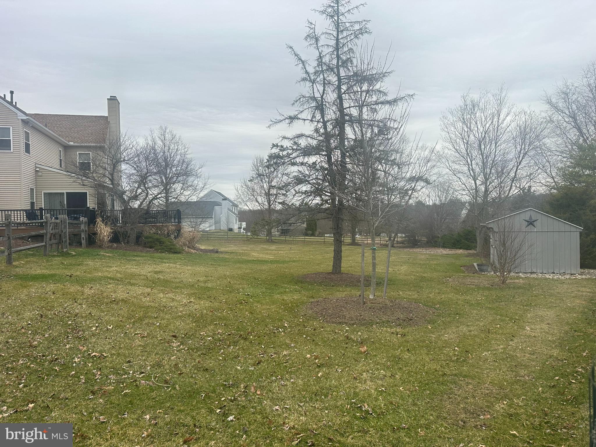 HILLTOWN WOODS - Residential