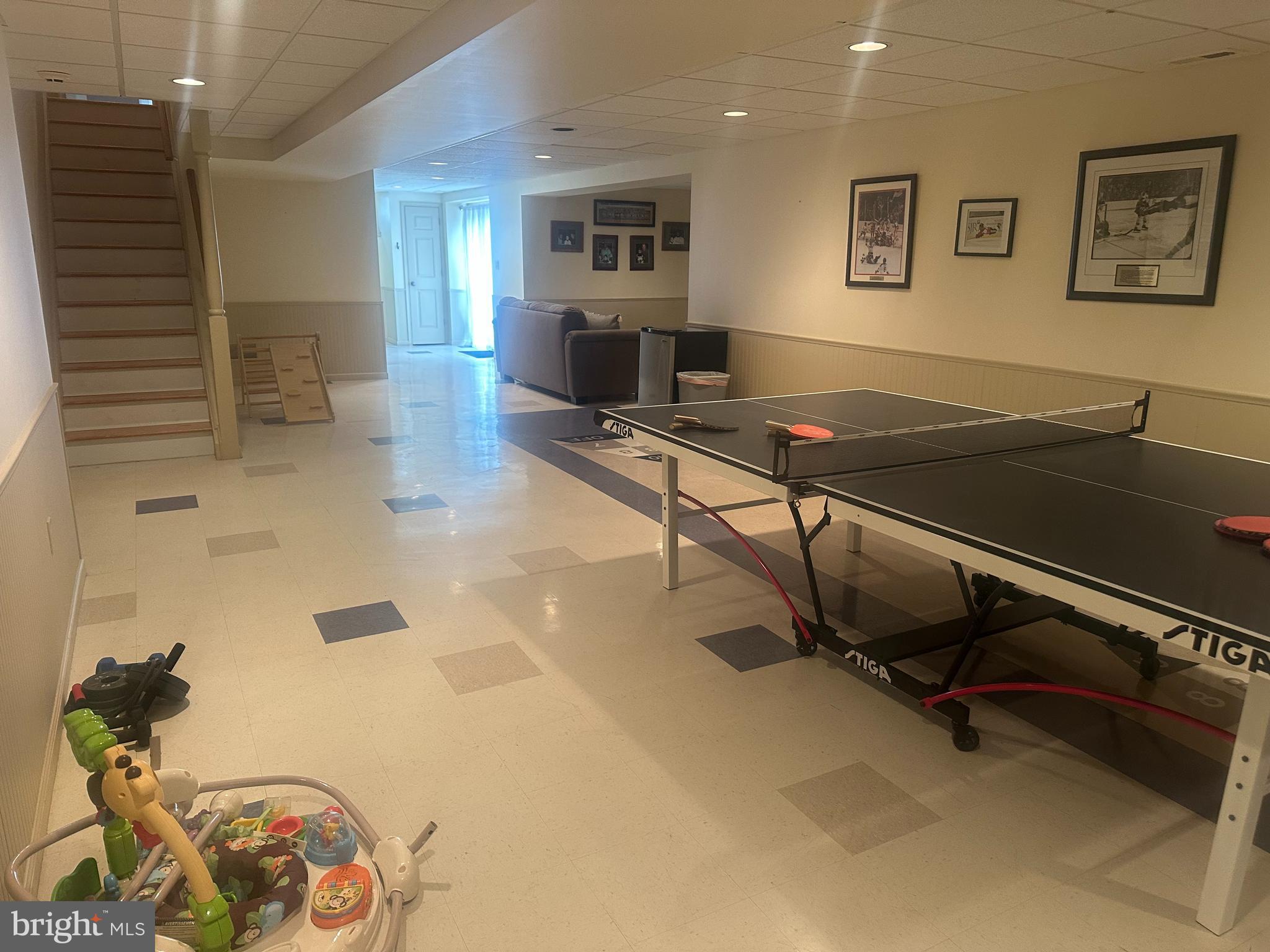 HILLTOWN WOODS - Residential