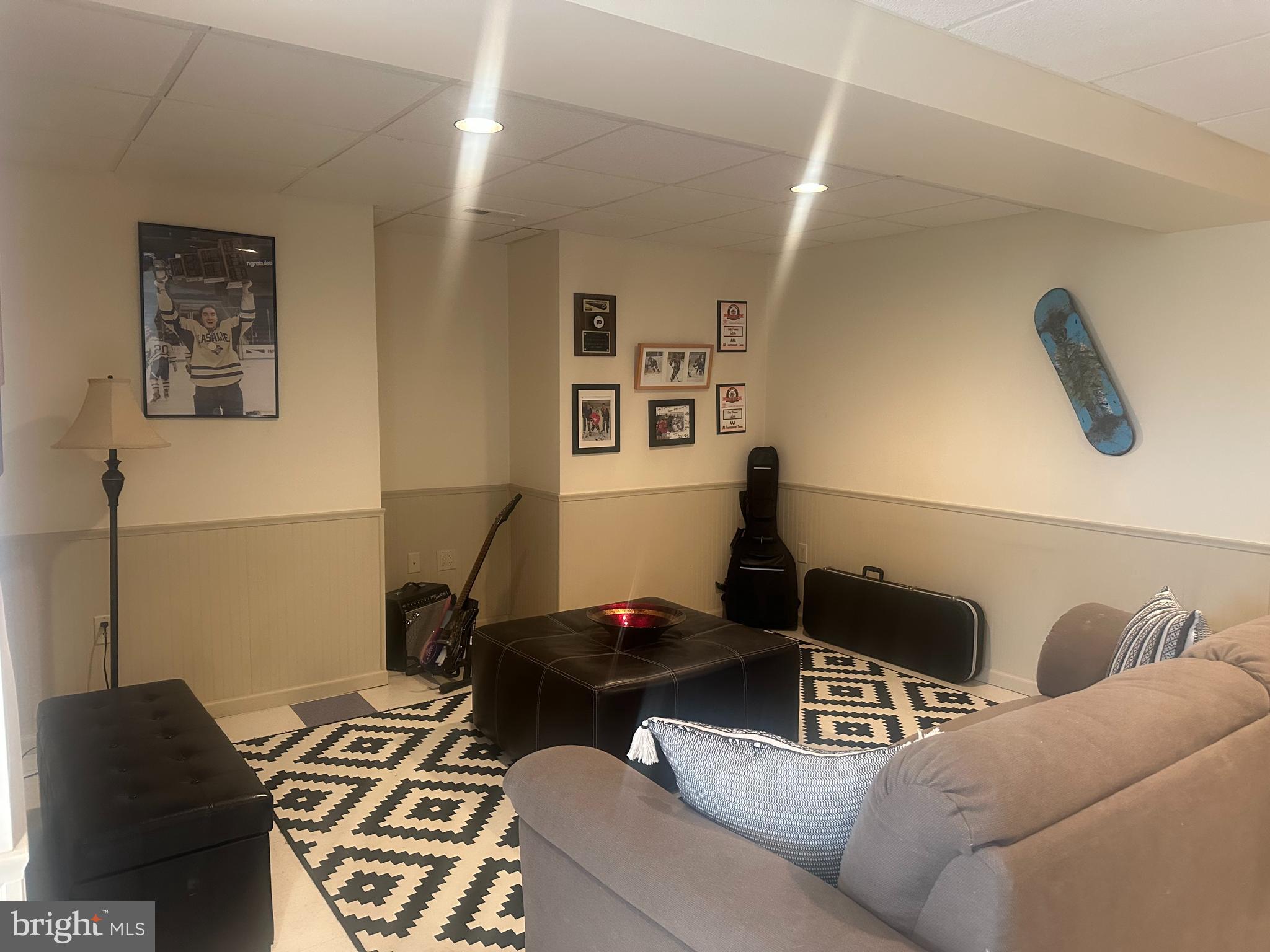 HILLTOWN WOODS - Residential